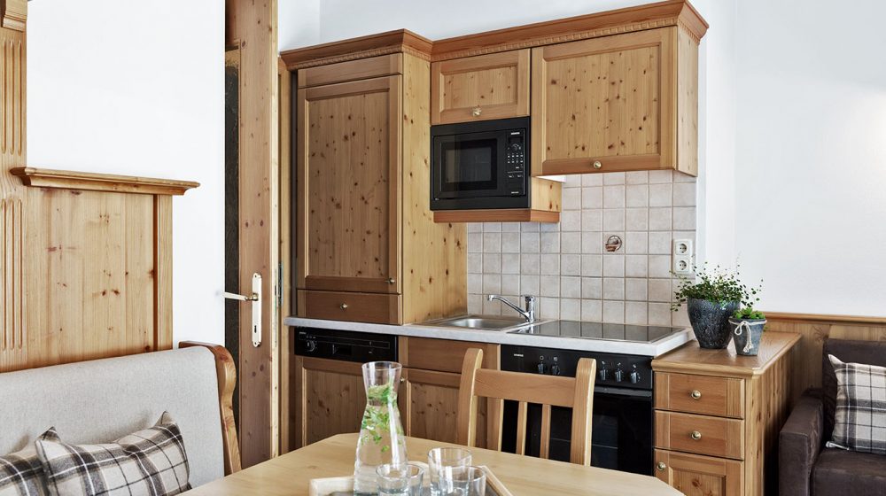 Appartement Berglilie / Arnika / Bergrose / Veilchen / Schlüsselblume / Alpenmohn