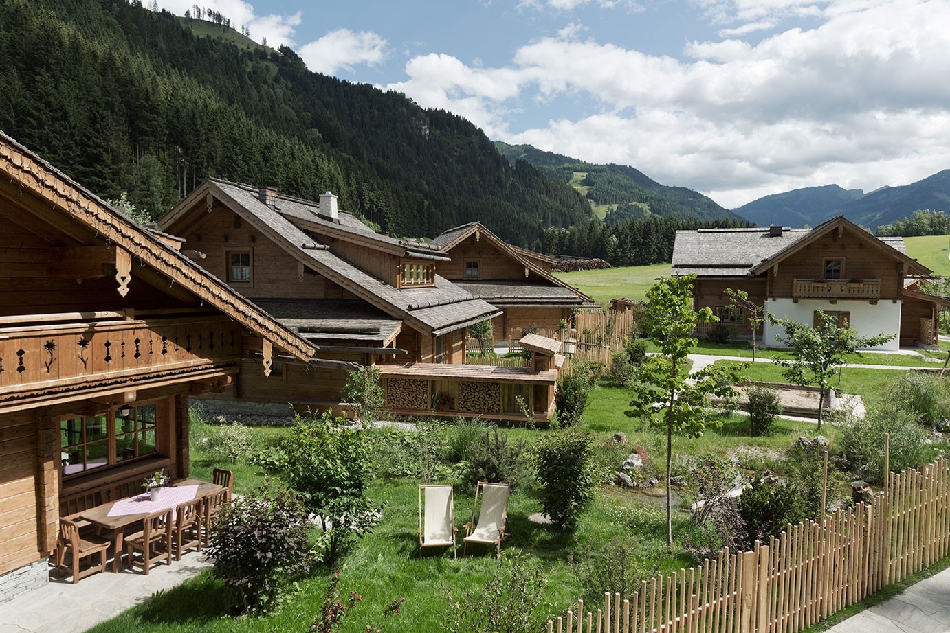 Feriendorf Holzleb'n - Chaletdorf in Großarl Feriendorf Holzleb'n - Chaletdorf in Großarl