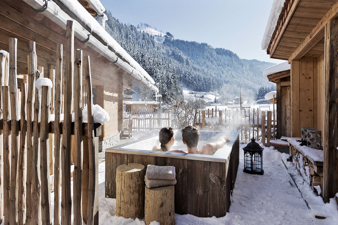 Holzlebn outdoor bathtub winter Holzlebn outdoor bathtub winter