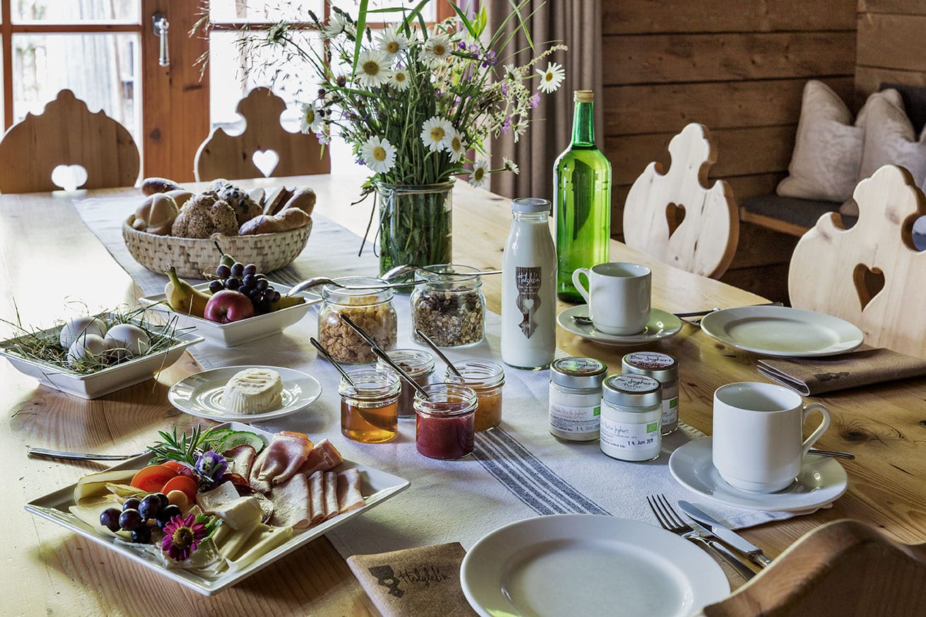 Almfrühstück im Chalet oder in der Ferienwohnung