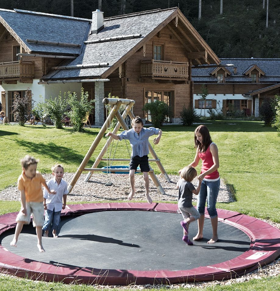 Kinderspielplatz im Feriendorf Holzleb'n