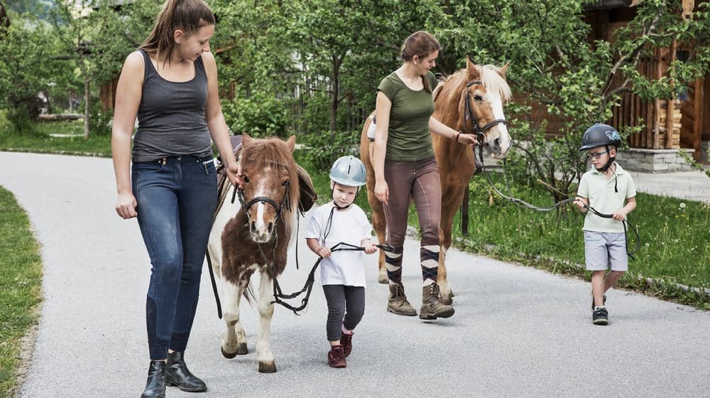 Ponyreiten für Kinder im Urlaub