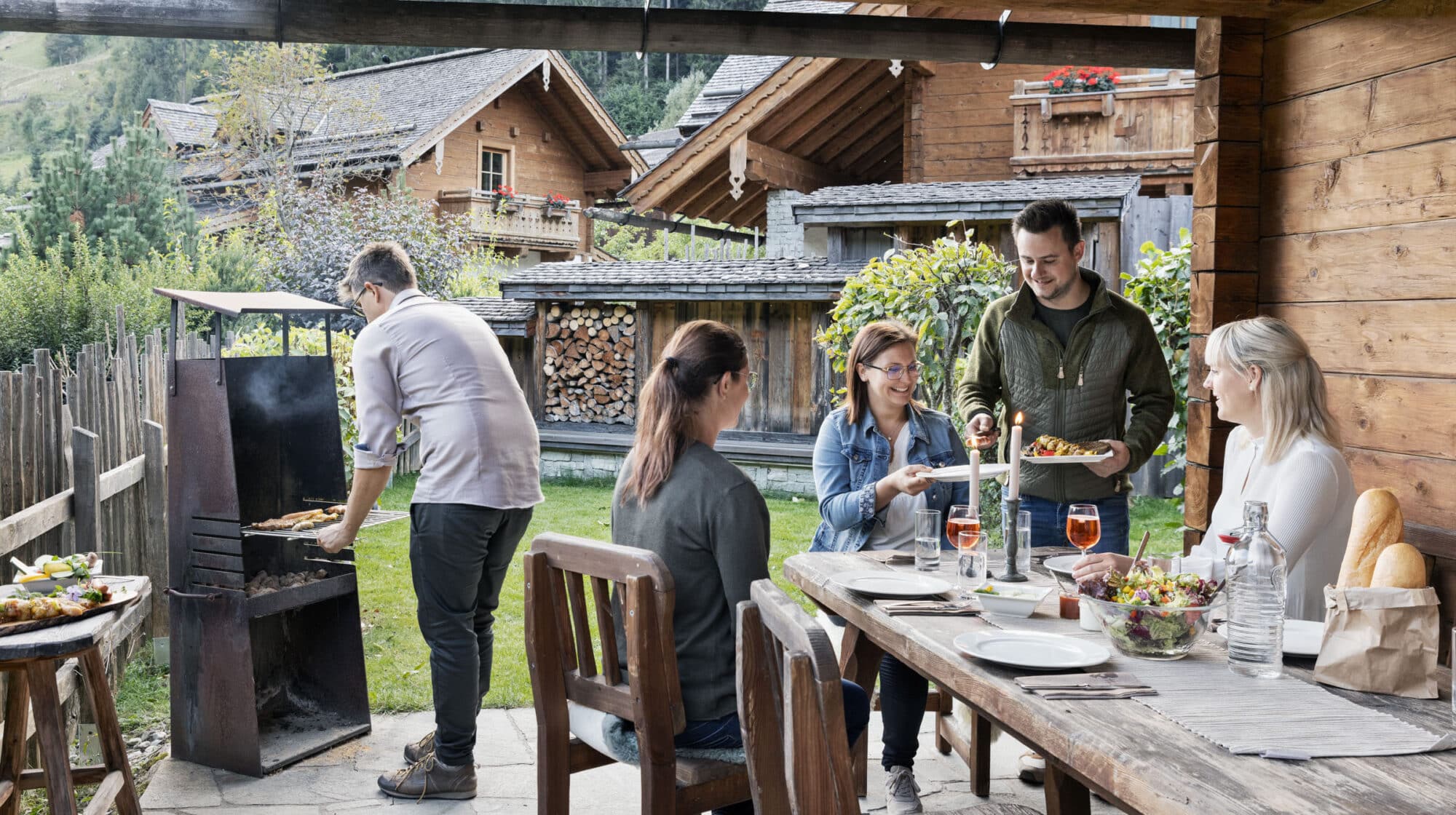 Grillabend im Chalet mit Freunden