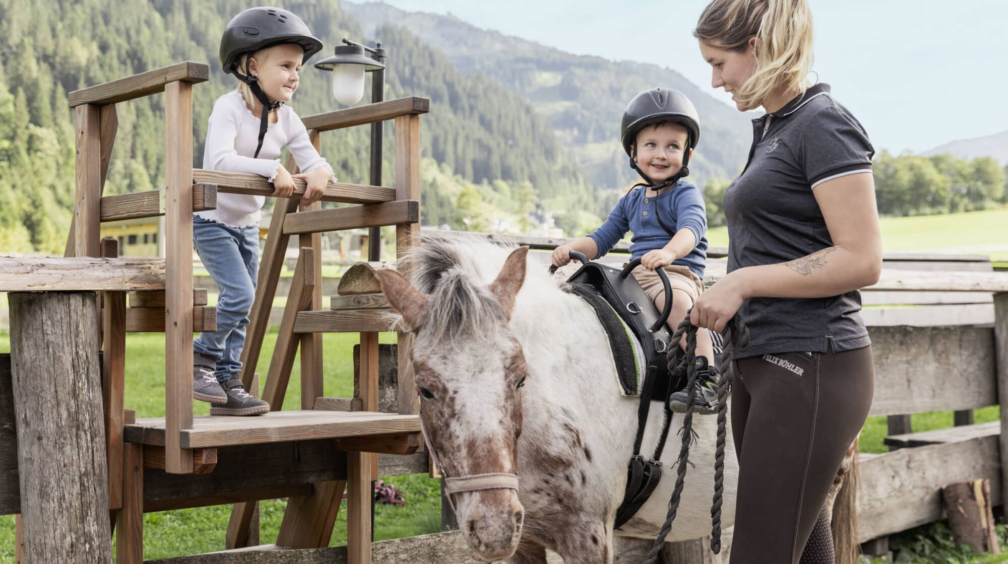 Ponyreiten für Kinder, Urlaub am Bauernhof