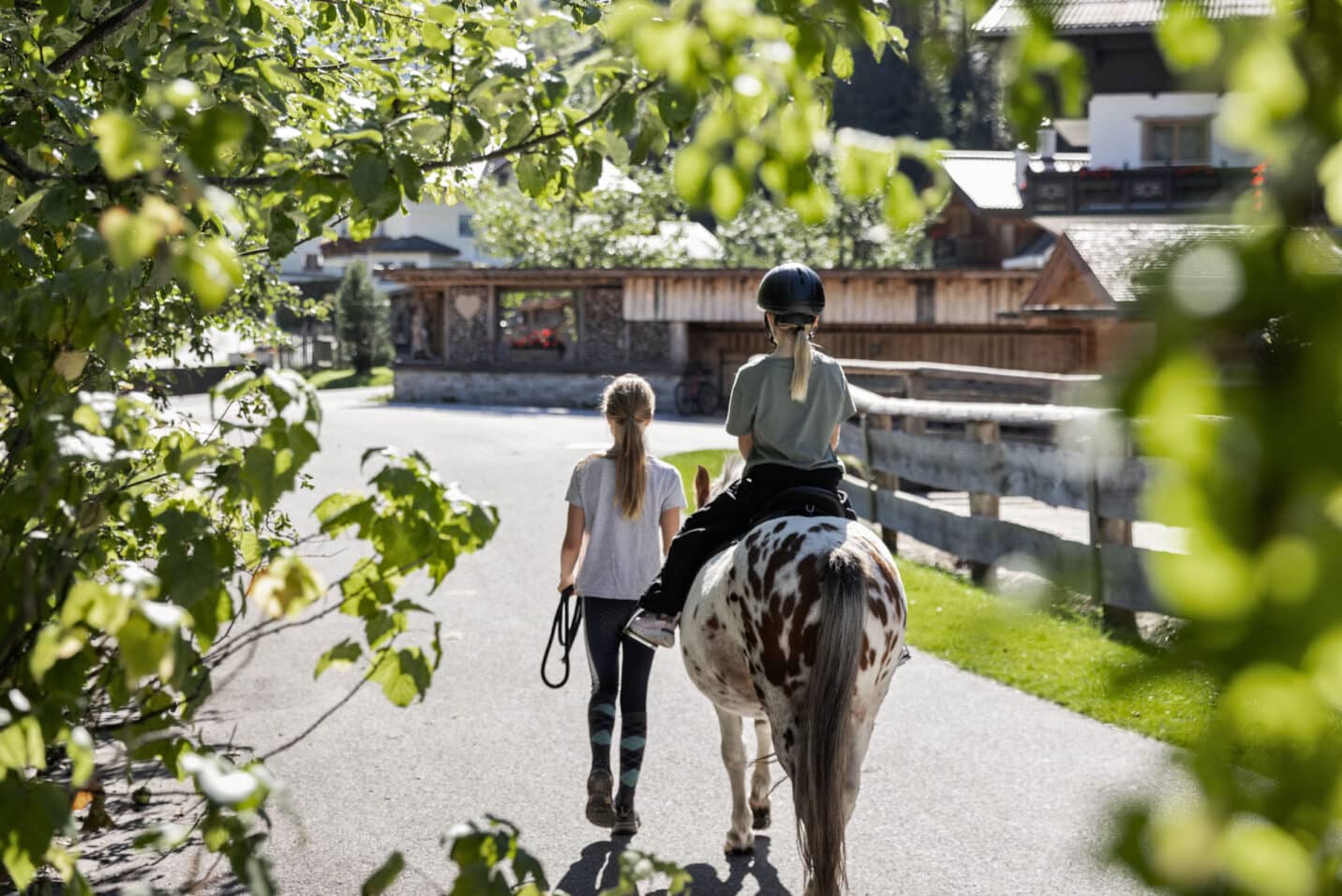 Reiten für Kinder im Feriendorf Holzleb'n