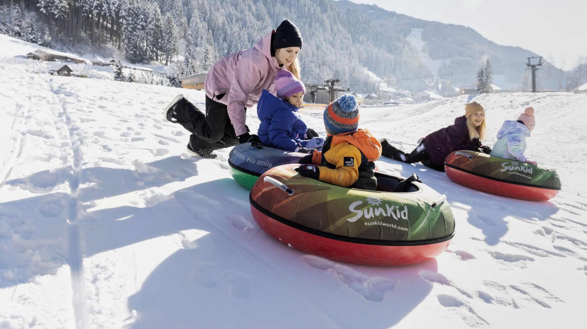 Rodelabenteuer direkt am Skilift gegenüber vom Feriendorf