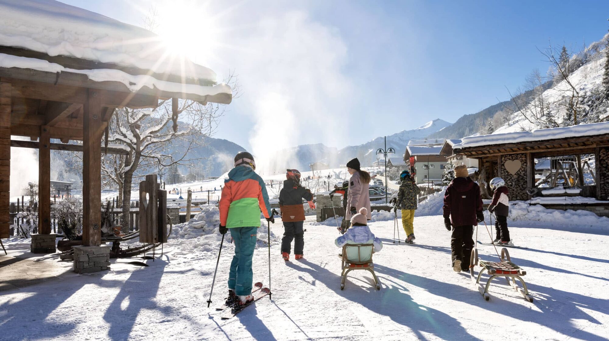 Erlebniswiese im Schnee - ein Riesen Spielplatz im Winter